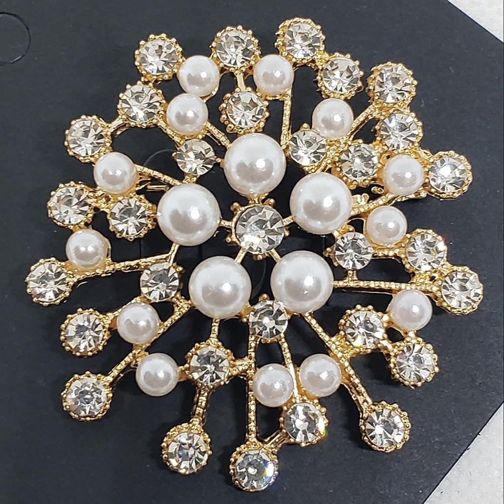 Gold Silver Pearl Rhinestone Holiday Christmas Winter Snowflake Brooch Pin